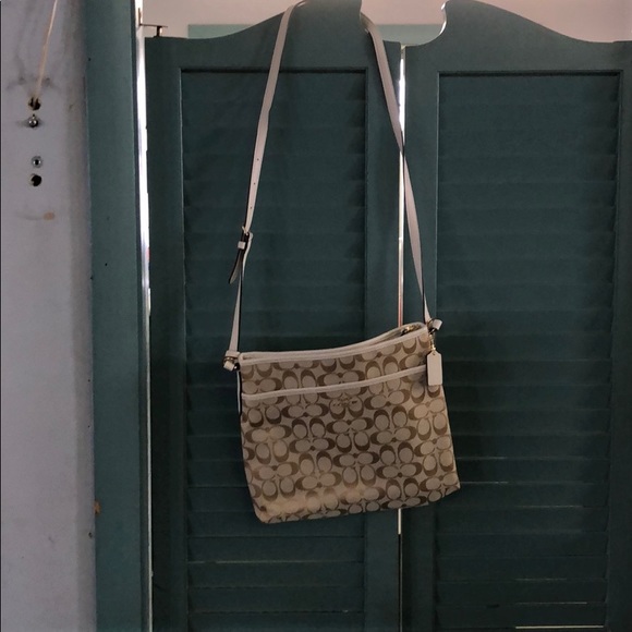 Coach File Bag In Signature
Color: Khaki/White - Picture 1 of 15